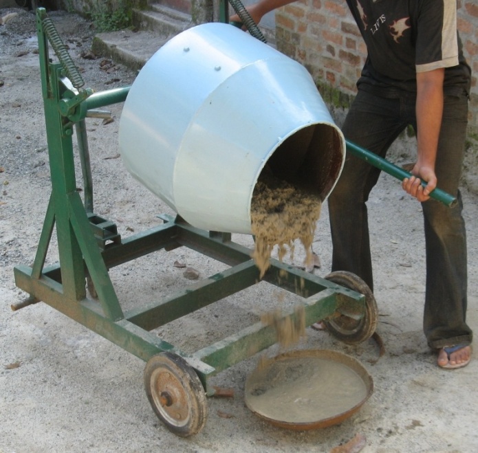 Hand operated cement mortar mixer(2013)Phase I